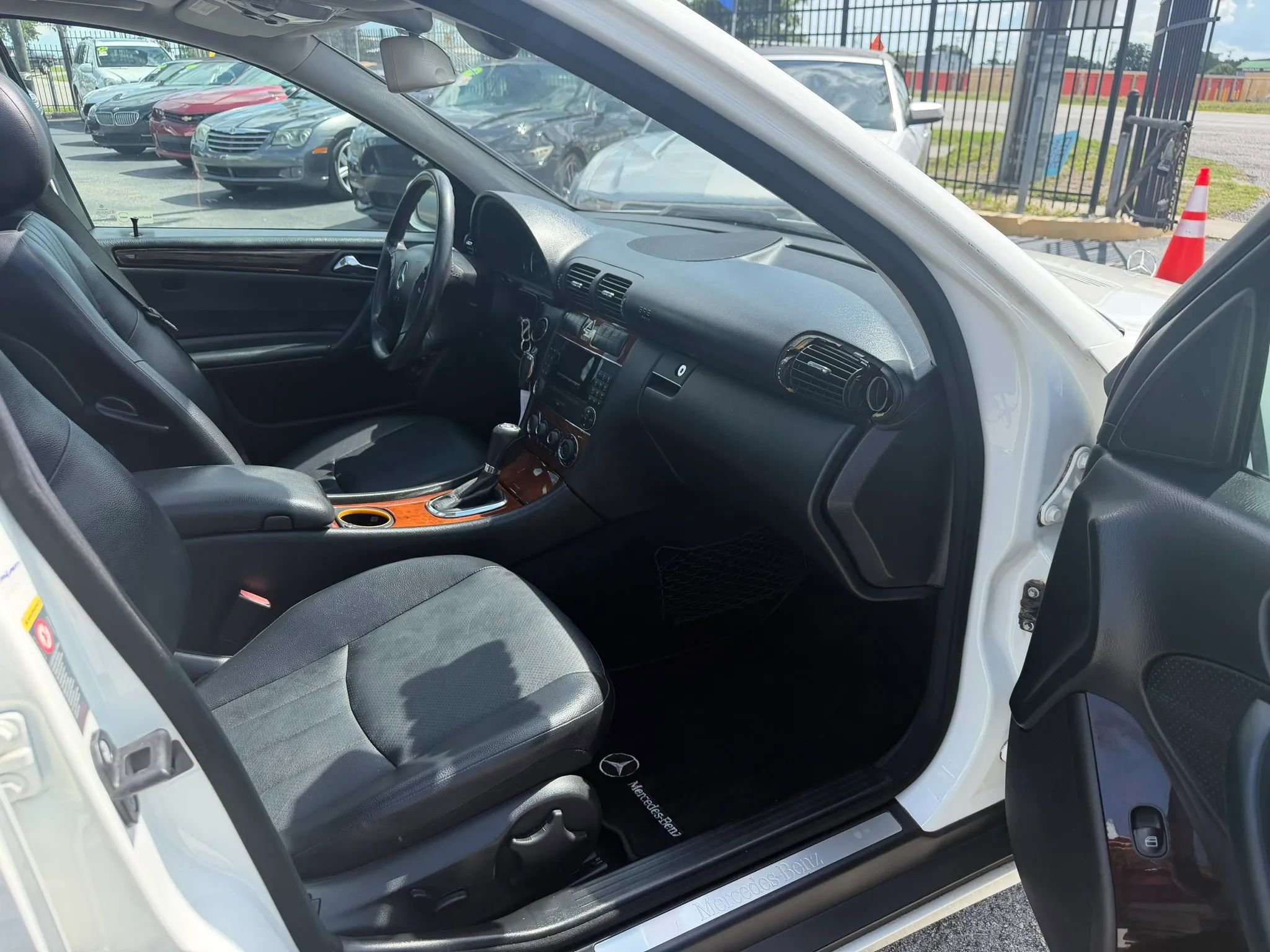 Used 2006 Mercedes-Benz C 280 Sedan image 10