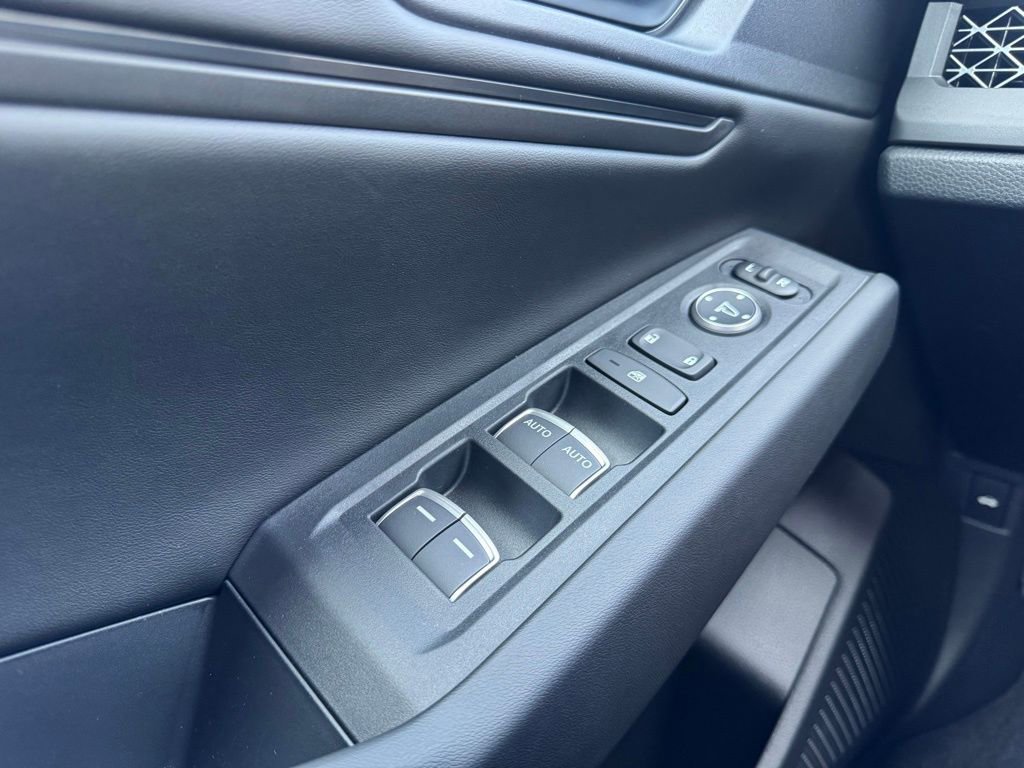 New 2025 Honda Accord SE image 12