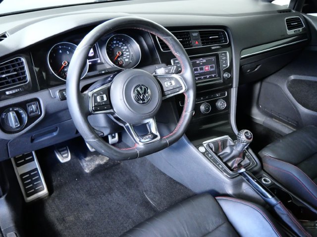 Used 2015 Volkswagen GTI SE w/ Lighting Package (SEL) FWD image 3