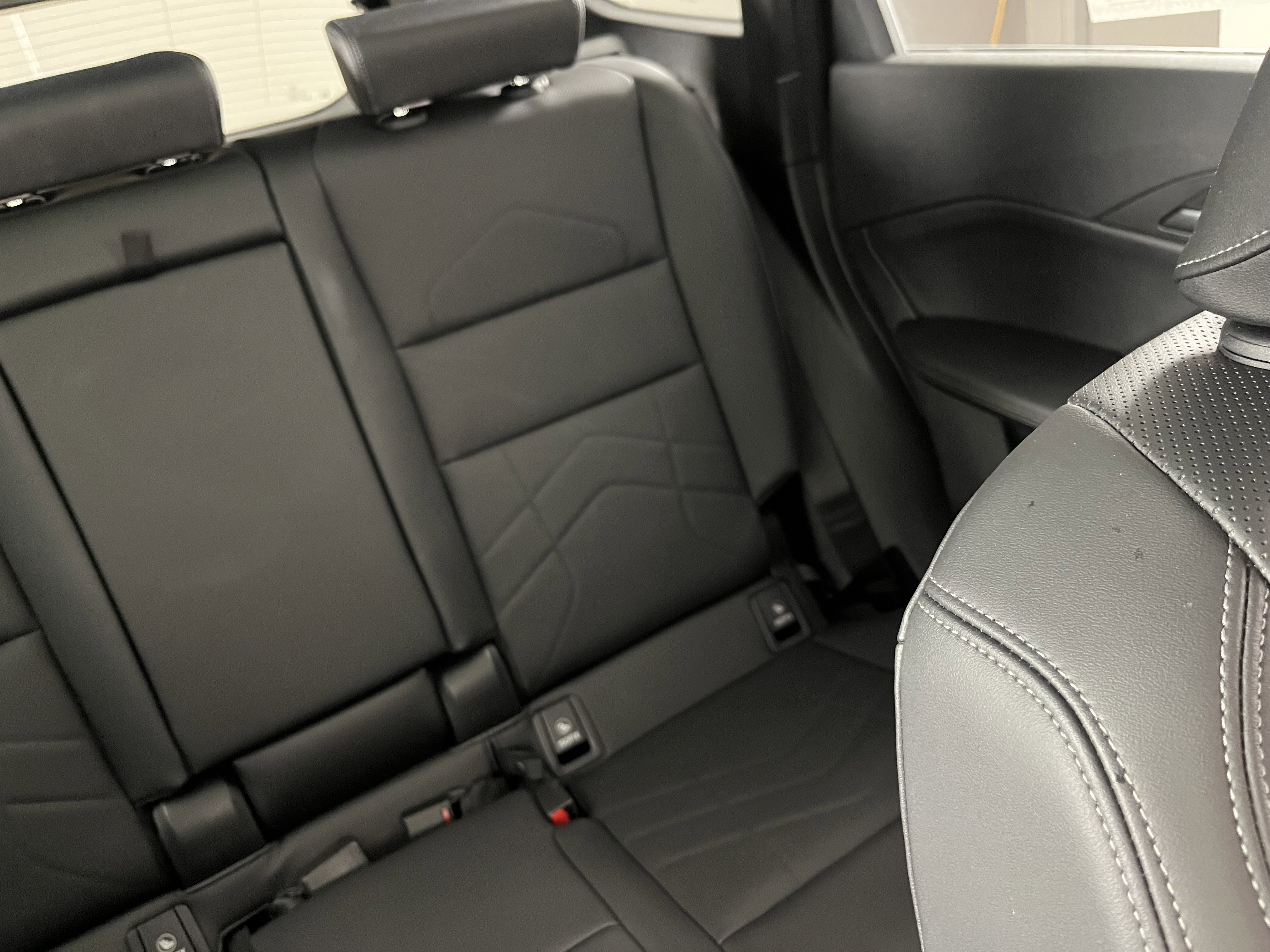 Certified 2023 BMW X1 xDrive28i w/ Convenience Package image 24