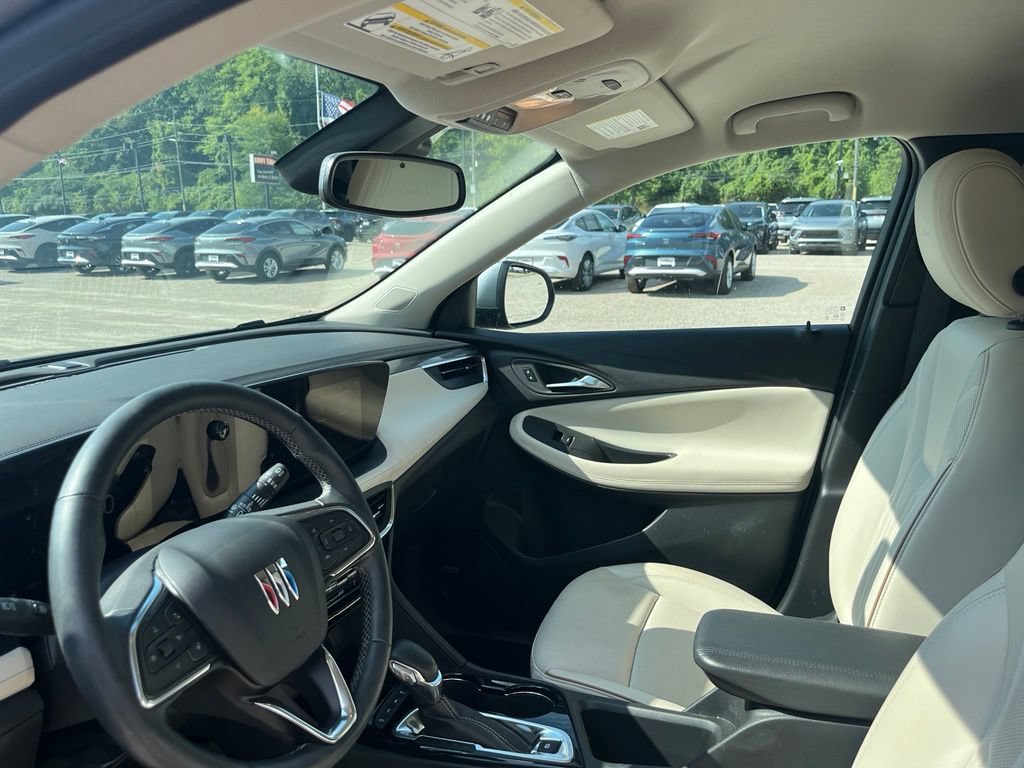 Used 2024 Buick Encore GX Avenir w/ Avenir Convenience Package AWD/4WD image 19