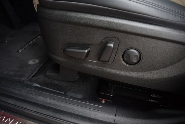 Used 2023 Hyundai Santa Fe SEL Premium AWD/4WD image 16