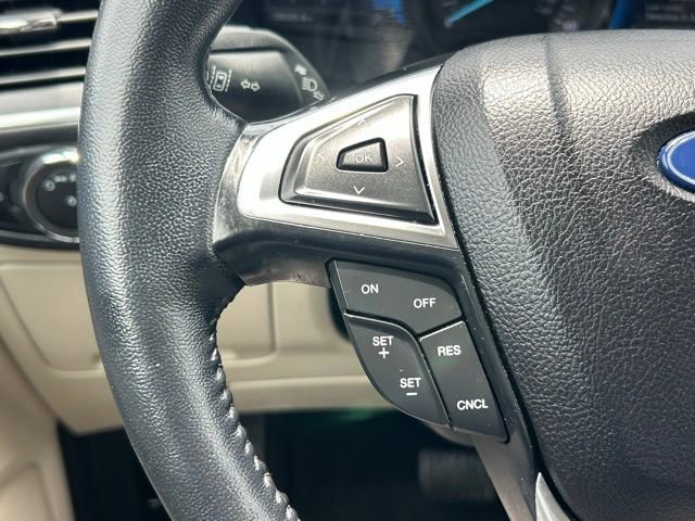 Used 2023 Ford Edge Titanium AWD/4WD image 17