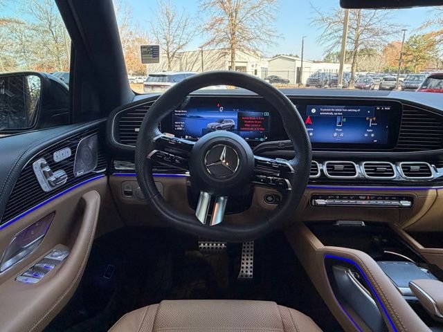 Used 2024 Mercedes-Benz GLS 450 4MATIC image 7