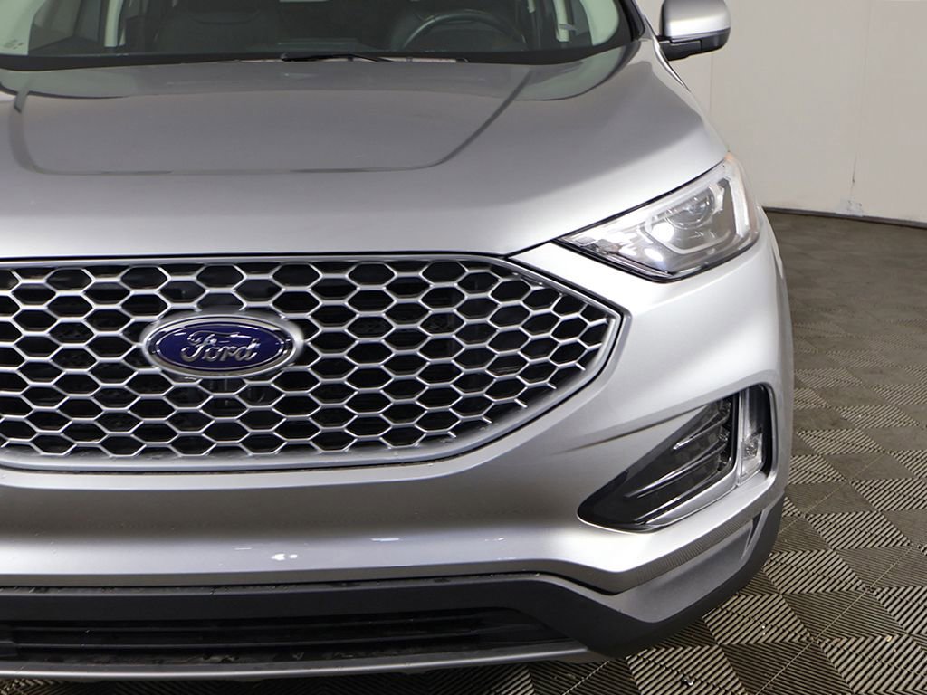 Used 2023 Ford Edge SEL w/ Convenience Package AWD/4WD image 13