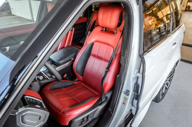 Used 2018 Land Rover Range Rover Sport Supercharged image 38