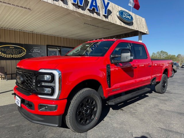 New 2026 Ford F350 Lariat w/ Black Appearance Package AWD/4WD image 3