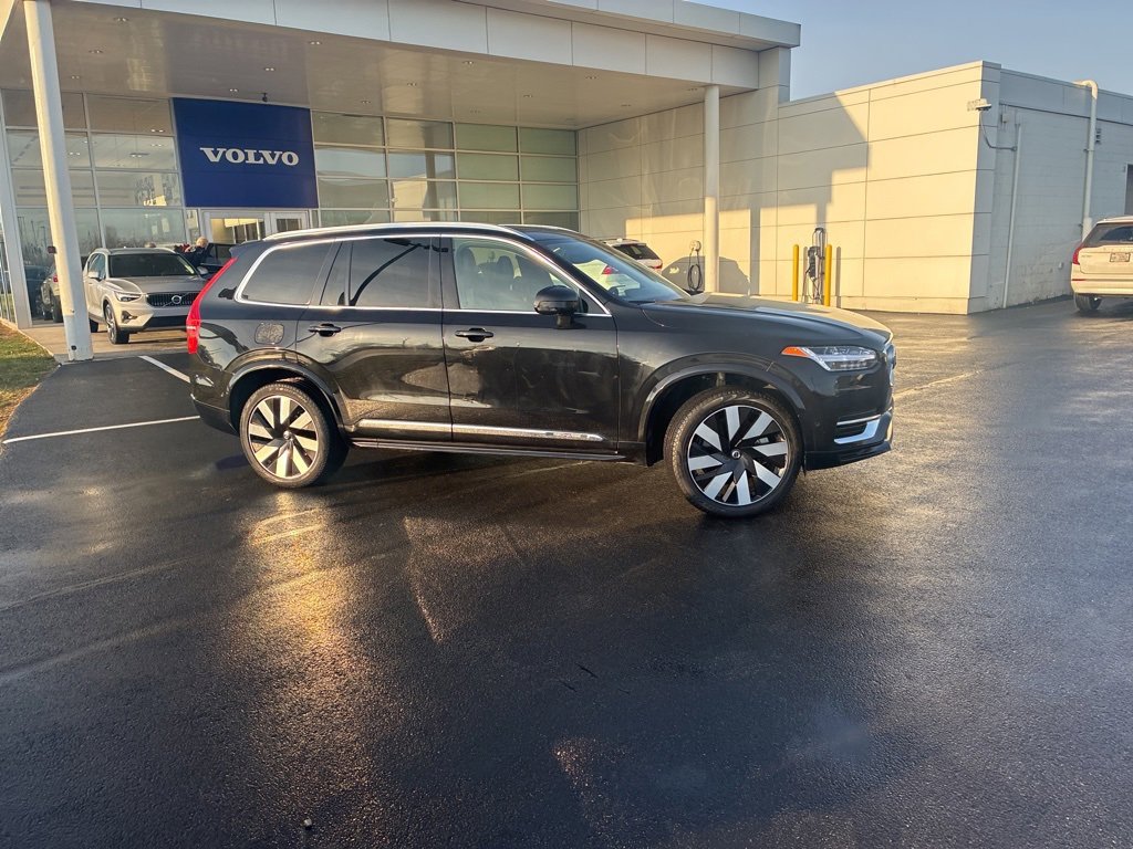 Certified 2024 Volvo XC90 T8 Plus w/ Protection Package Premier image 2