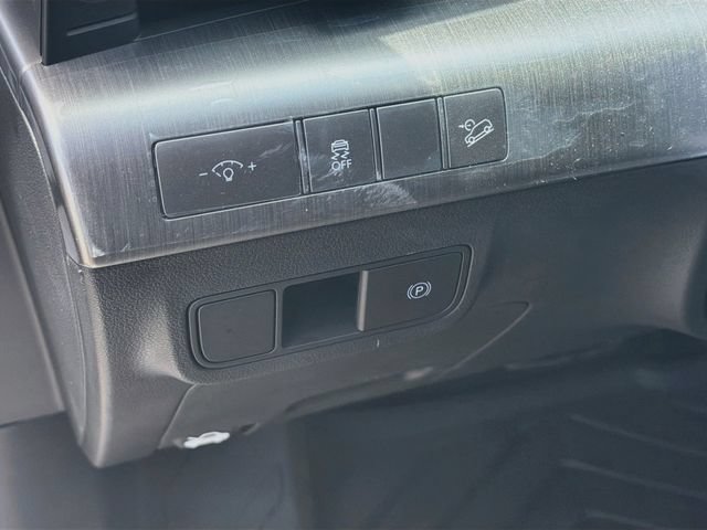 New 2027 Hyundai Kona SE FWD image 10