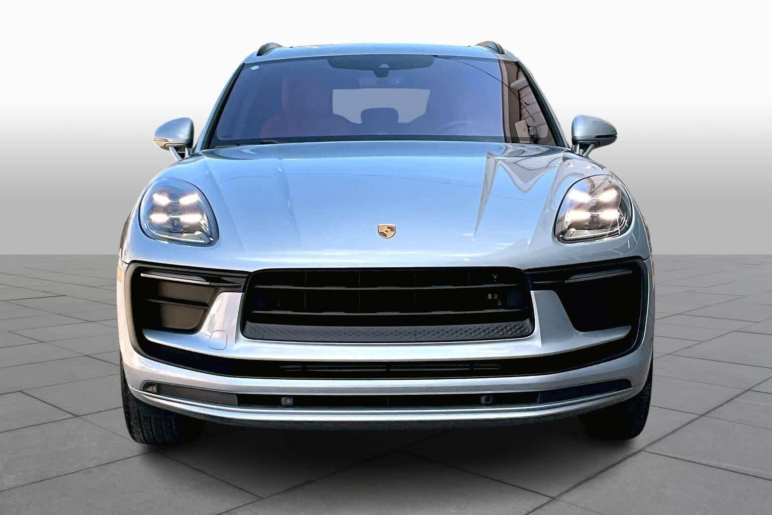 Used 2022 Porsche Macan image 4