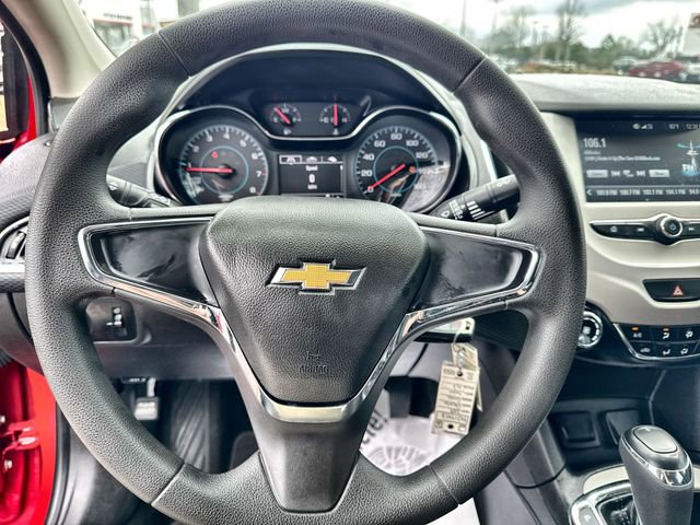 Used 2018 Chevrolet Cruze LS image 22