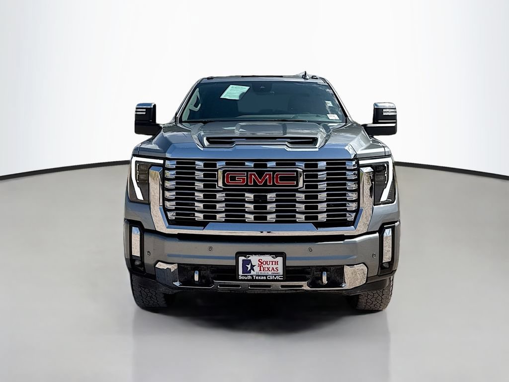 Used 2025 GMC Sierra 2500 Denali w/ Denali Reserve Package AWD/4WD image 2