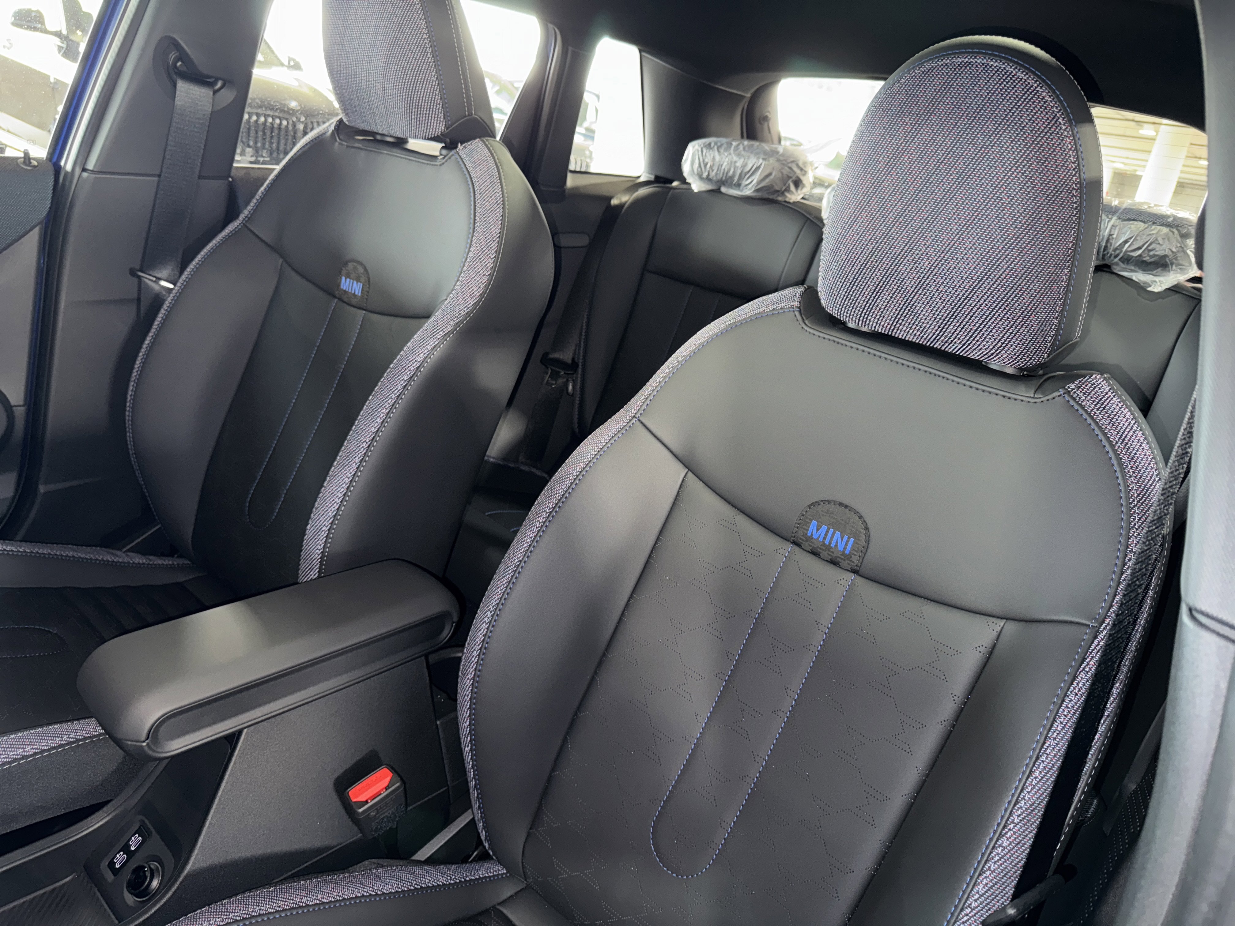 New 2025 MINI Cooper S image 25