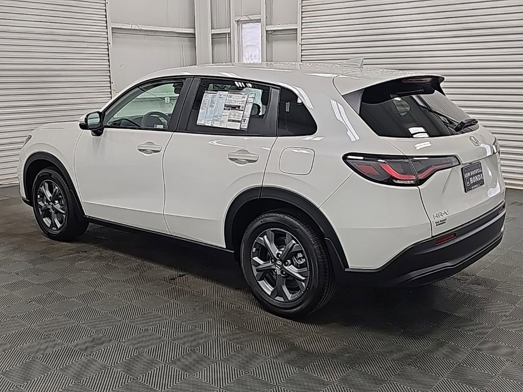 New 2026 Honda HR-V LX image 5