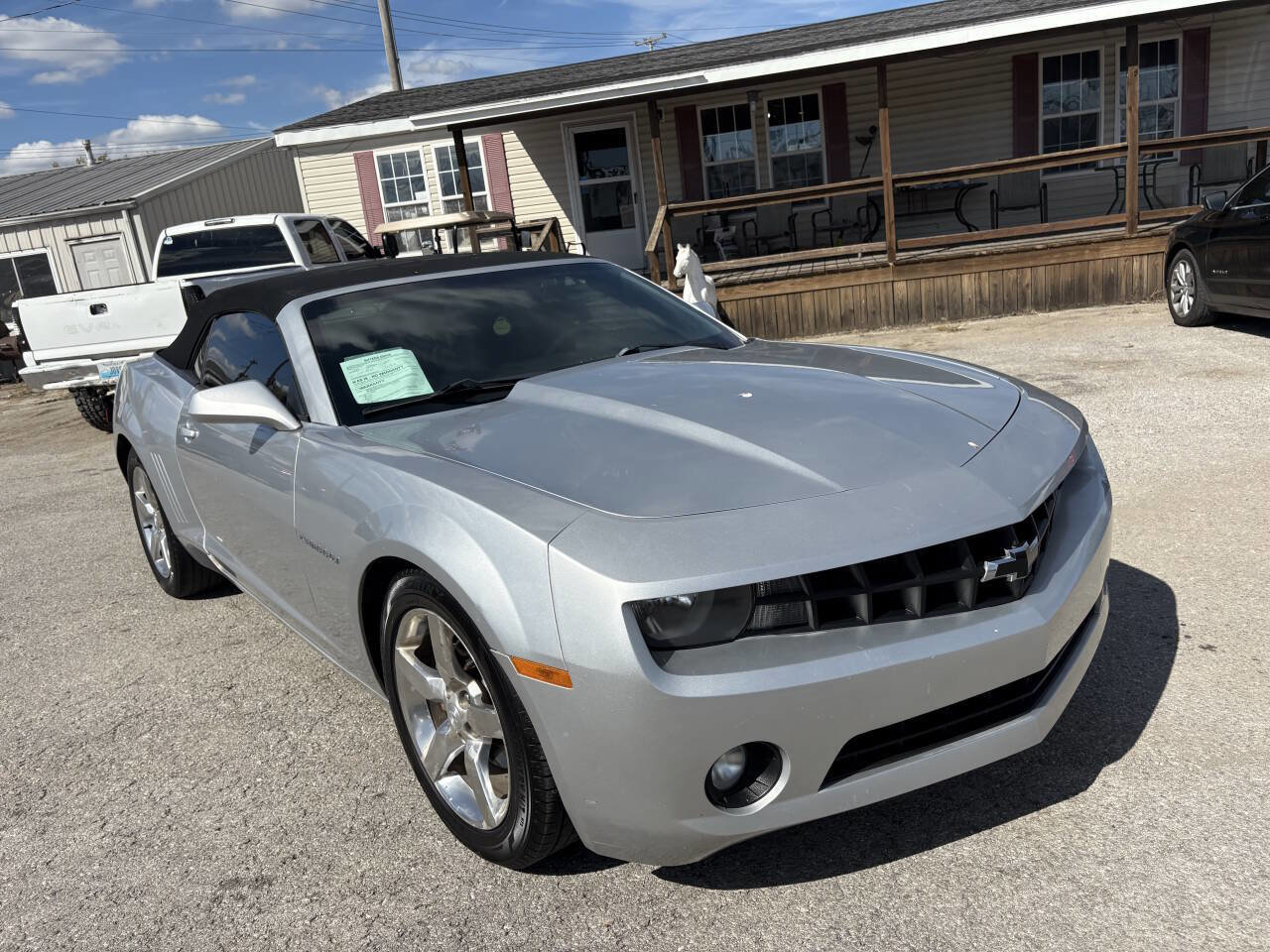 Used 2011 Chevrolet Camaro LT RWD image 6