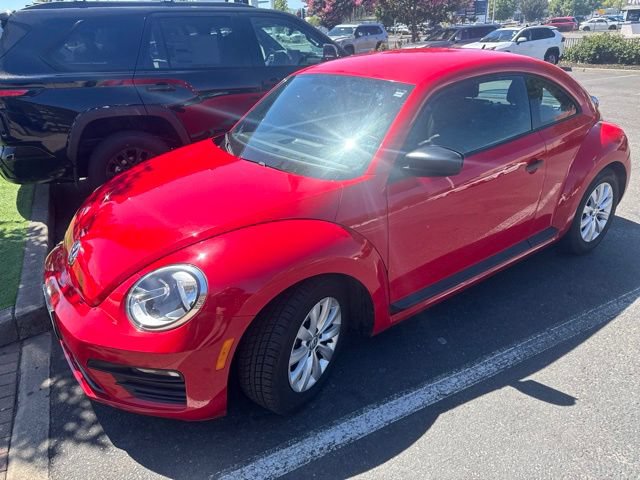 Used 2018 Volkswagen Beetle 2.0T S FWD image 19