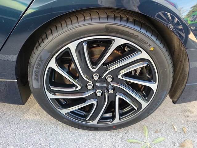 Used 2020 Lincoln MKZ Reserve image 8