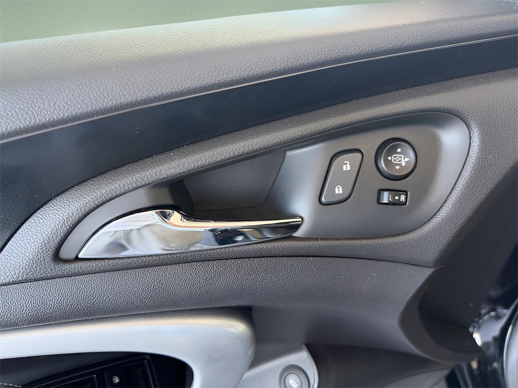 Used 2015 Buick Regal GS w/ Driver Confidence Package #2 image 11