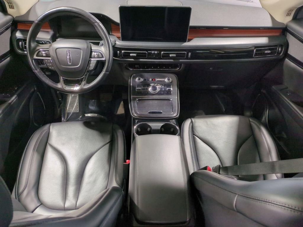 Certified 2023 Lincoln Nautilus Reserve image 29