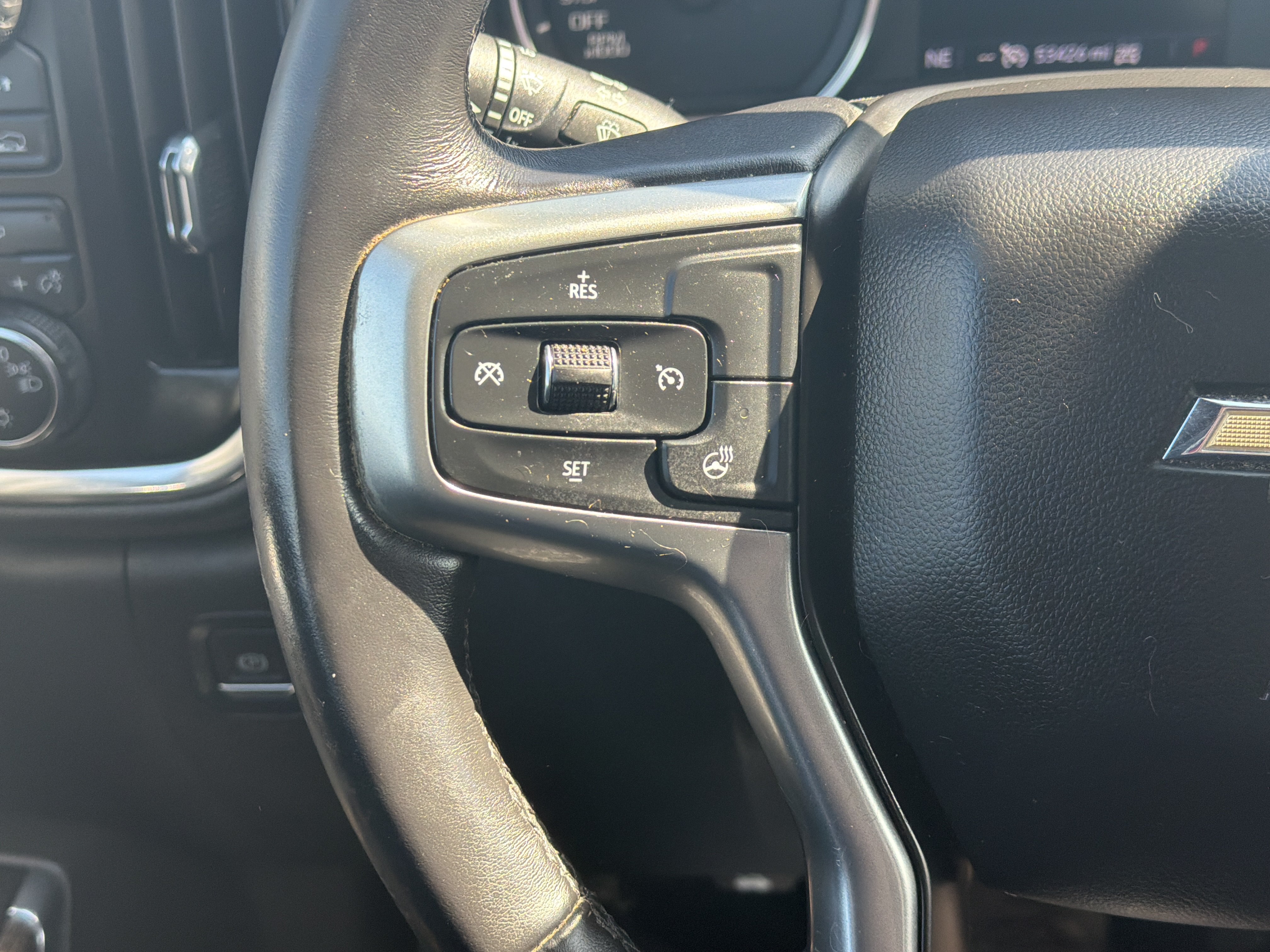 Used 2019 Chevrolet Silverado 1500 LT w/ All-Star Edition AWD/4WD image 21