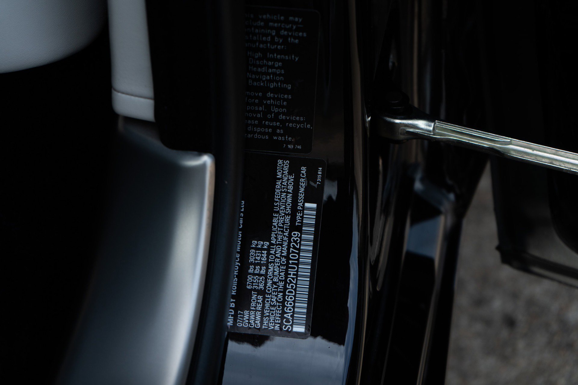 Used 2017 Rolls-Royce Dawn image 41