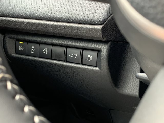Used 2026 Toyota Camry SE FWD image 15