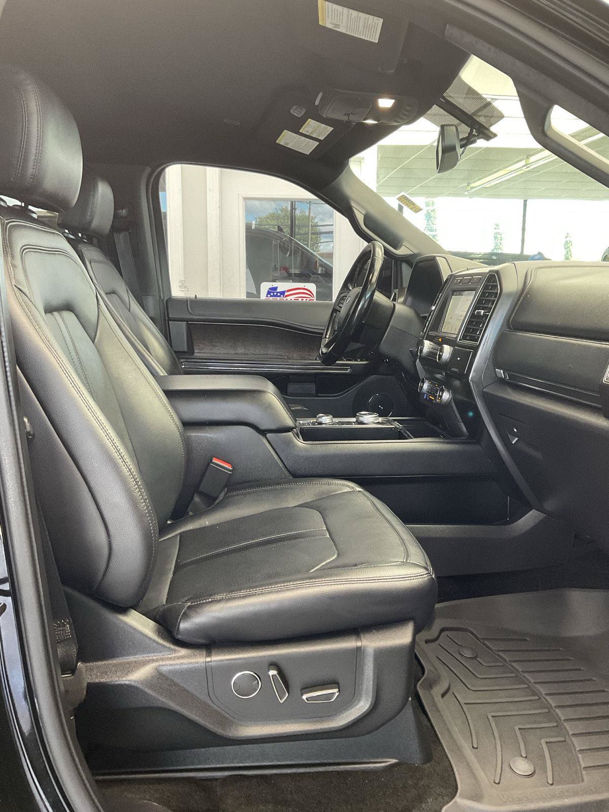 Used 2018 Ford Expedition Max Limited AWD/4WD image 10