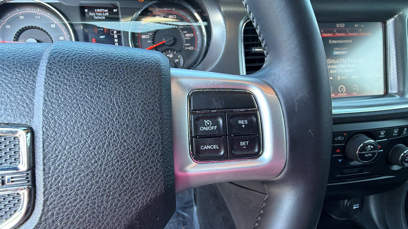 Used 2014 Dodge Charger SXT RWD image 28