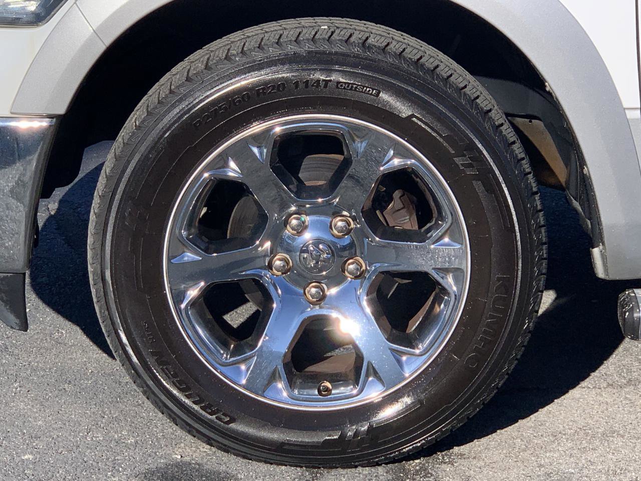 Used 2017 RAM 1500 Laramie w/ Convenience Group image 46