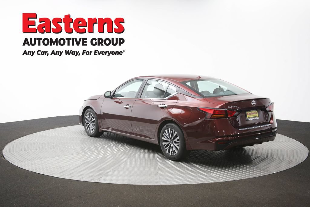 Used 2023 Nissan Altima 2.5 SV FWD image 64