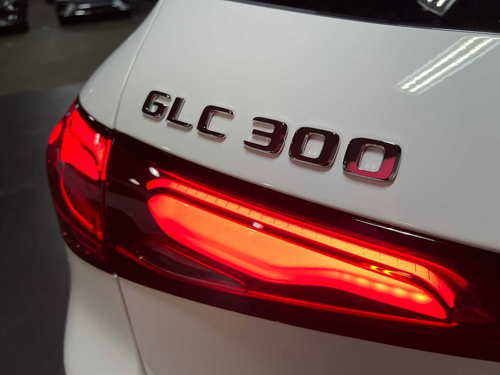 New 2025 Mercedes-Benz GLC 300 4MATIC image 13