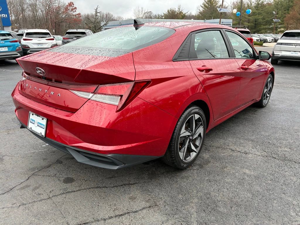 Used 2023 Hyundai Elantra SEL w/ Convenience Package image 7