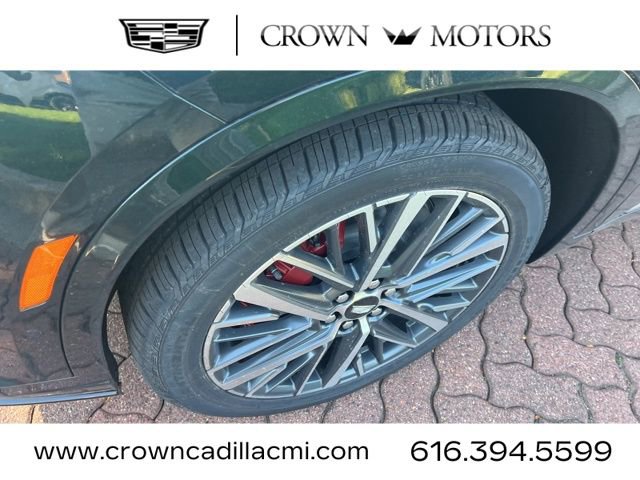 New 2025 Cadillac XT6 Sport w/ Platinum Package image 4