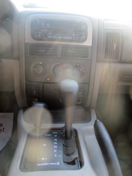 Used 2001 Jeep Grand Cherokee Laredo AWD/4WD image 12