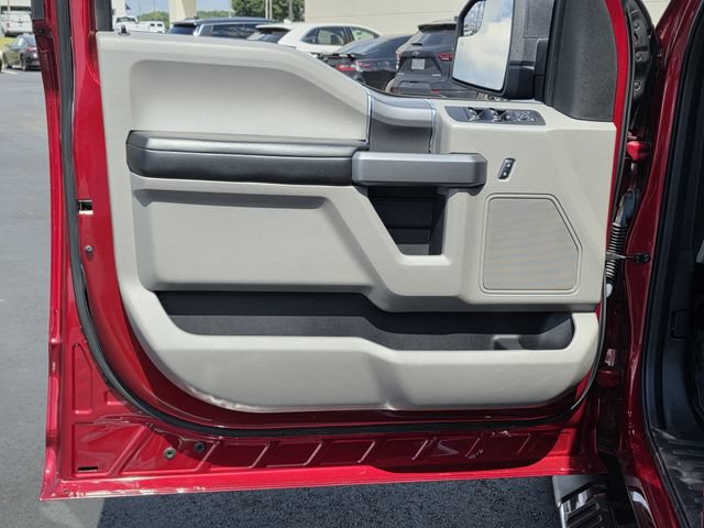 Used 2018 Ford F150 XLT w/ Equipment Group 302A Luxury AWD/4WD image 15