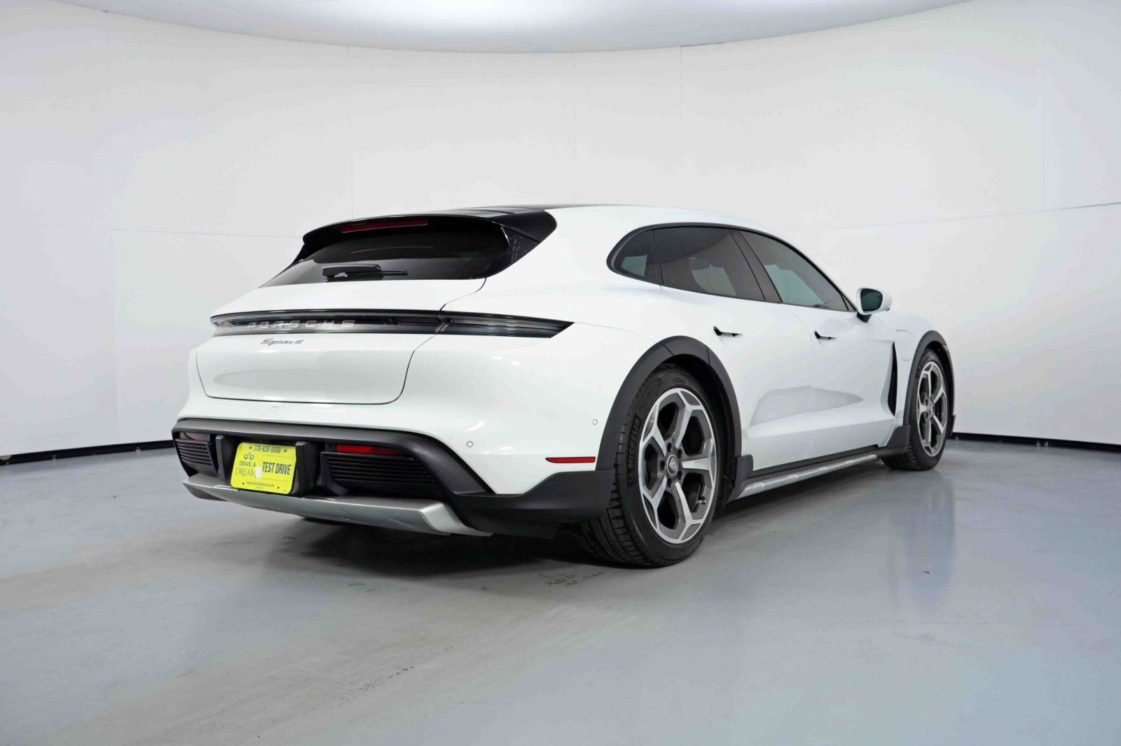 Used 2024 Porsche Taycan 4 Cross Turismo w/ Premium Package AWD/4WD image 58