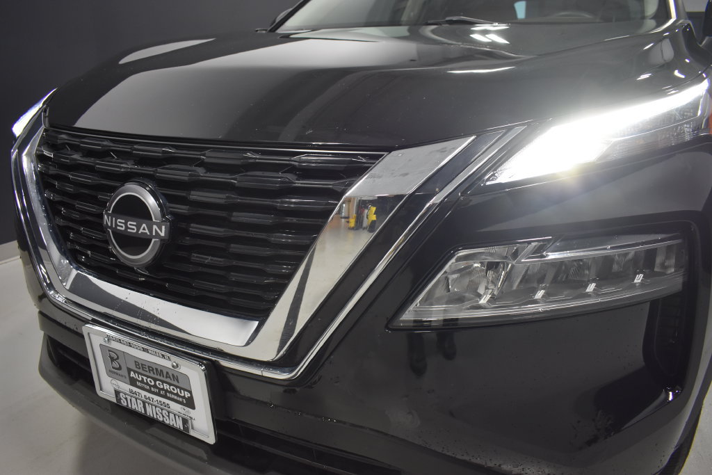 Used 2023 Nissan Rogue SV FWD image 12
