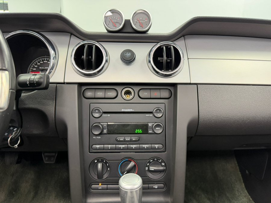 Used 2005 Ford Mustang GT Premium RWD image 68