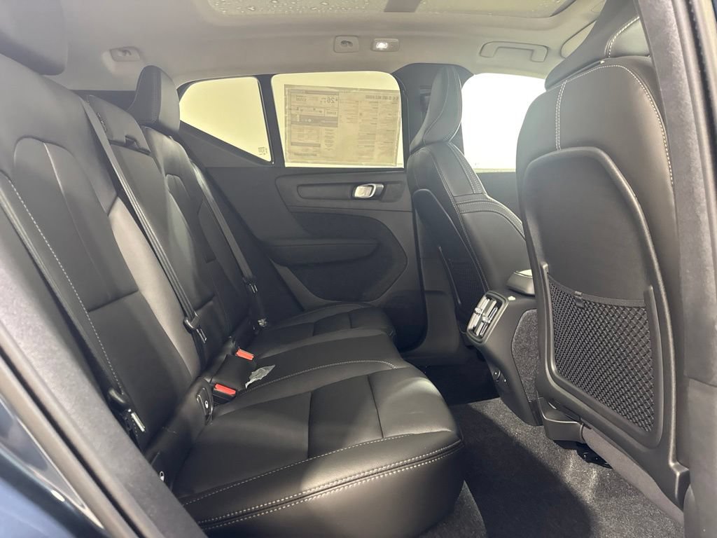 New 2026 Volvo XC40 B5 Plus w/ Climate Package AWD/4WD image 25