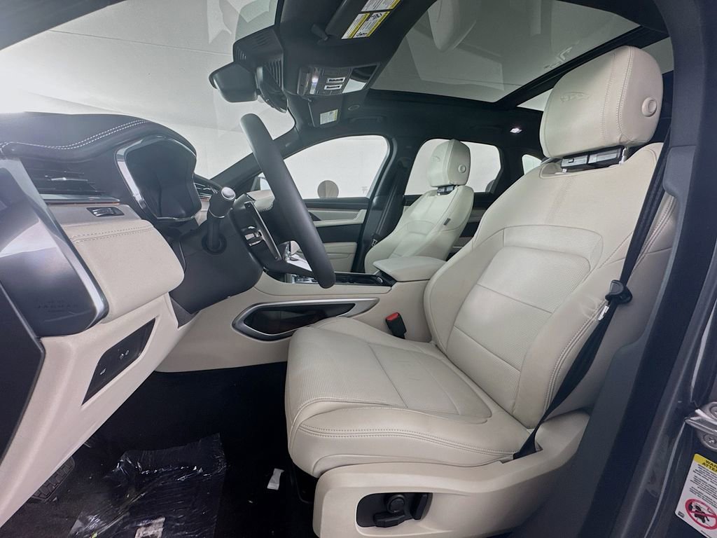 New 2026 Jaguar F-PACE R-Dynamic S image 20