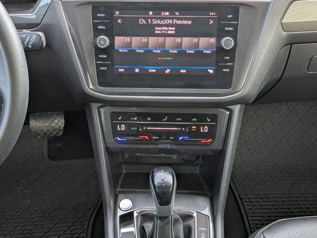 Used 2023 Volkswagen Tiguan SE image 7
