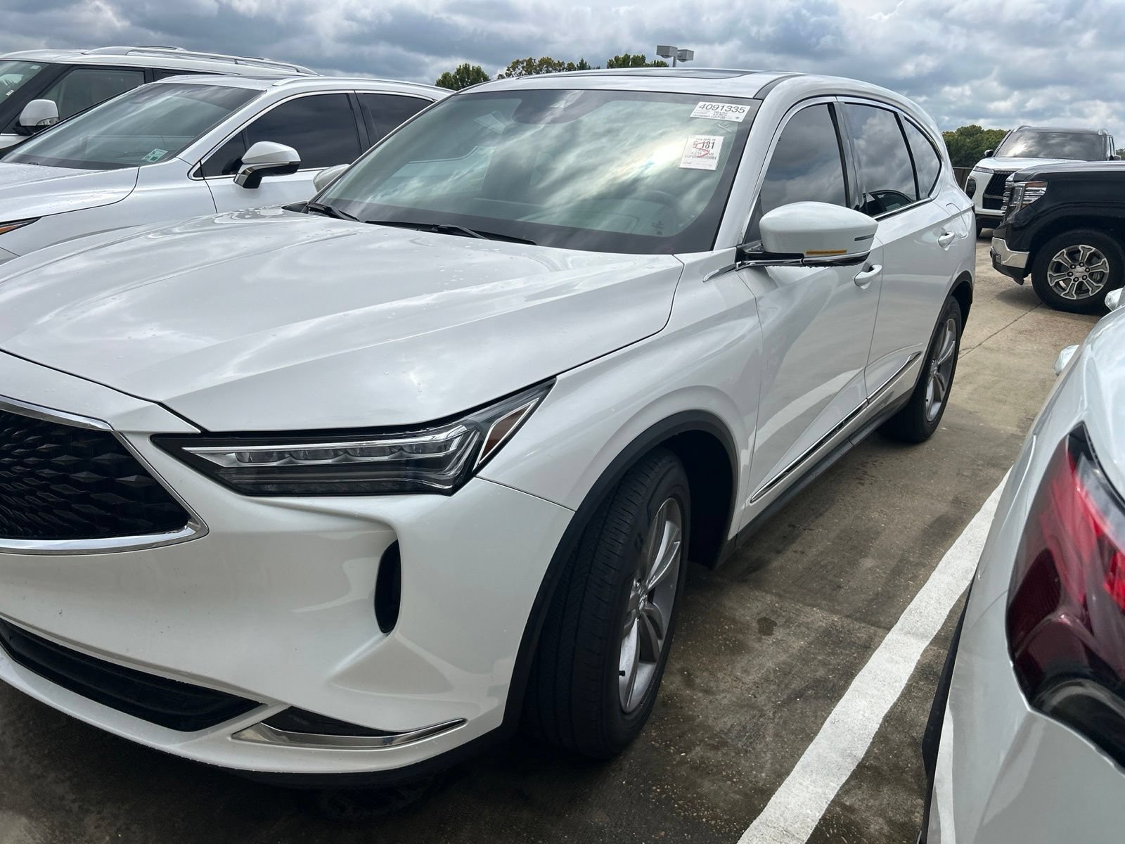 Used 2023 Acura MDX FWD image 18