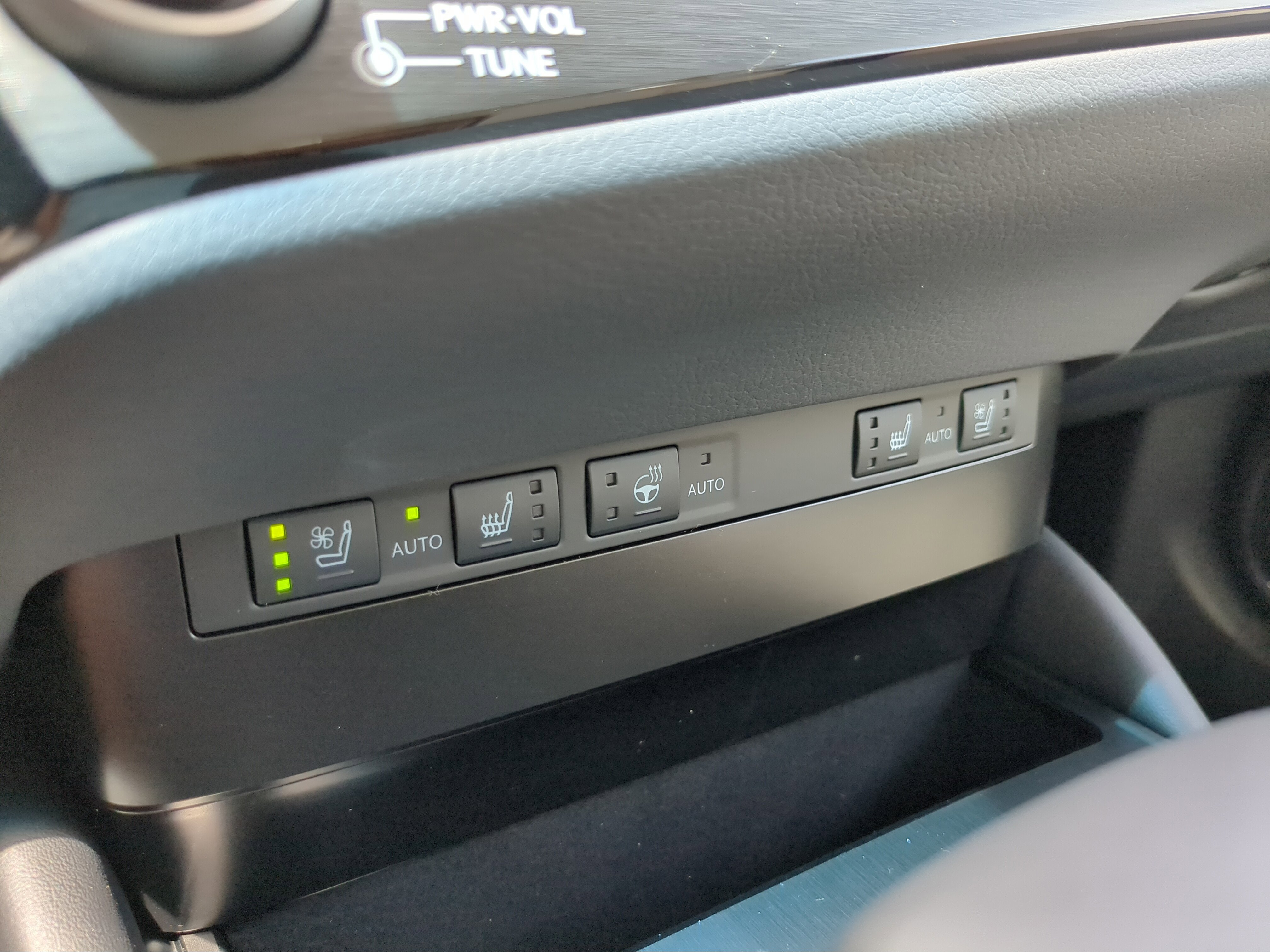 New 2025 Lexus ES 350 w/ Premium Package image 27