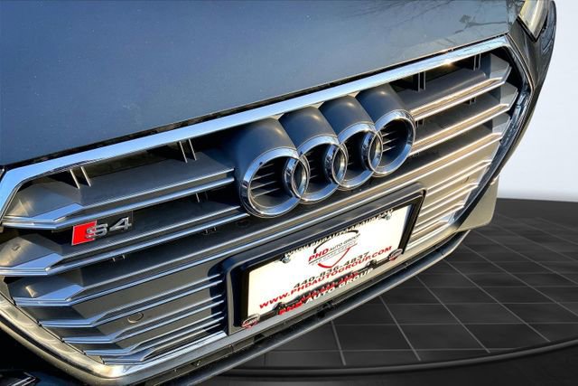 Used 2018 Audi S4 Premium Plus w/ Navigation Package image 5