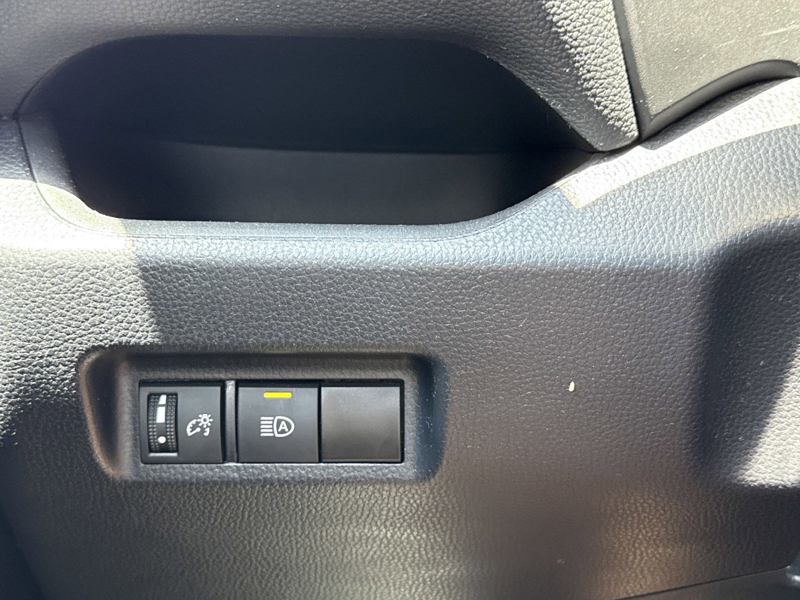 Used 2024 Toyota RAV4 XLE image 18