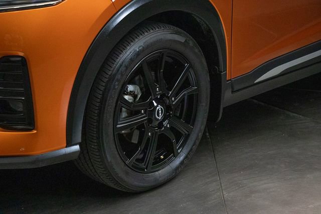 Used 2022 Nissan Kicks SR image 7