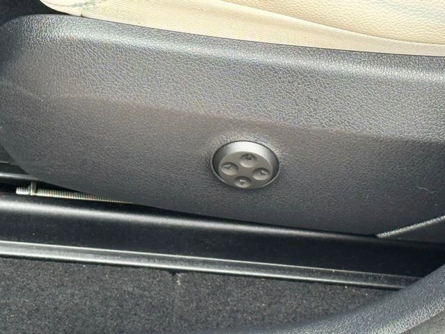 Used 2023 Mercedes-Benz GLC 300 GLC 300 image 27