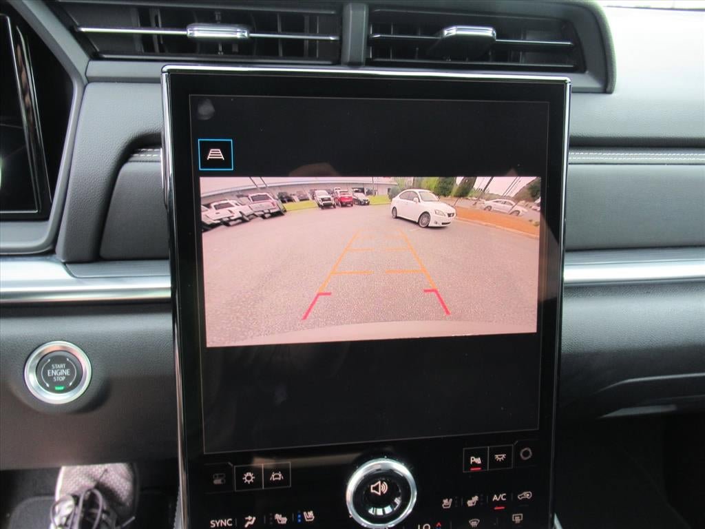 Used 2025 GMC Terrain Elevation w/ Elevation Premium Package AWD/4WD image 27