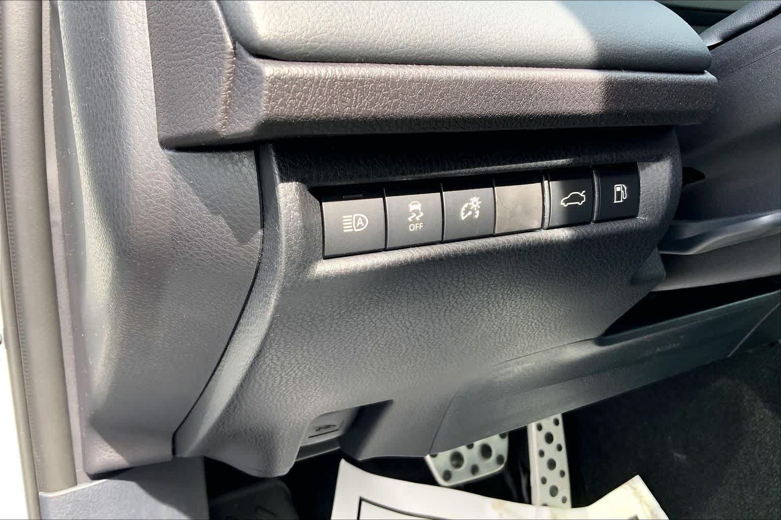 New 2026 Toyota Camry XSE FWD image 19