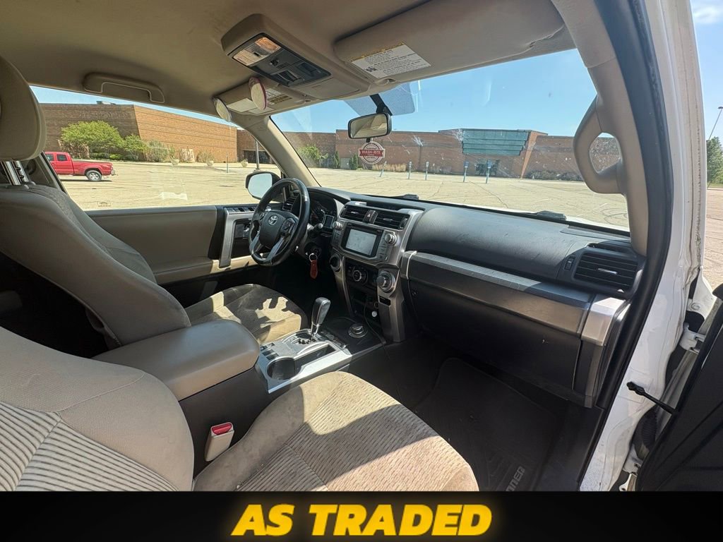 Used 2016 Toyota 4Runner SR5 AWD/4WD image 9